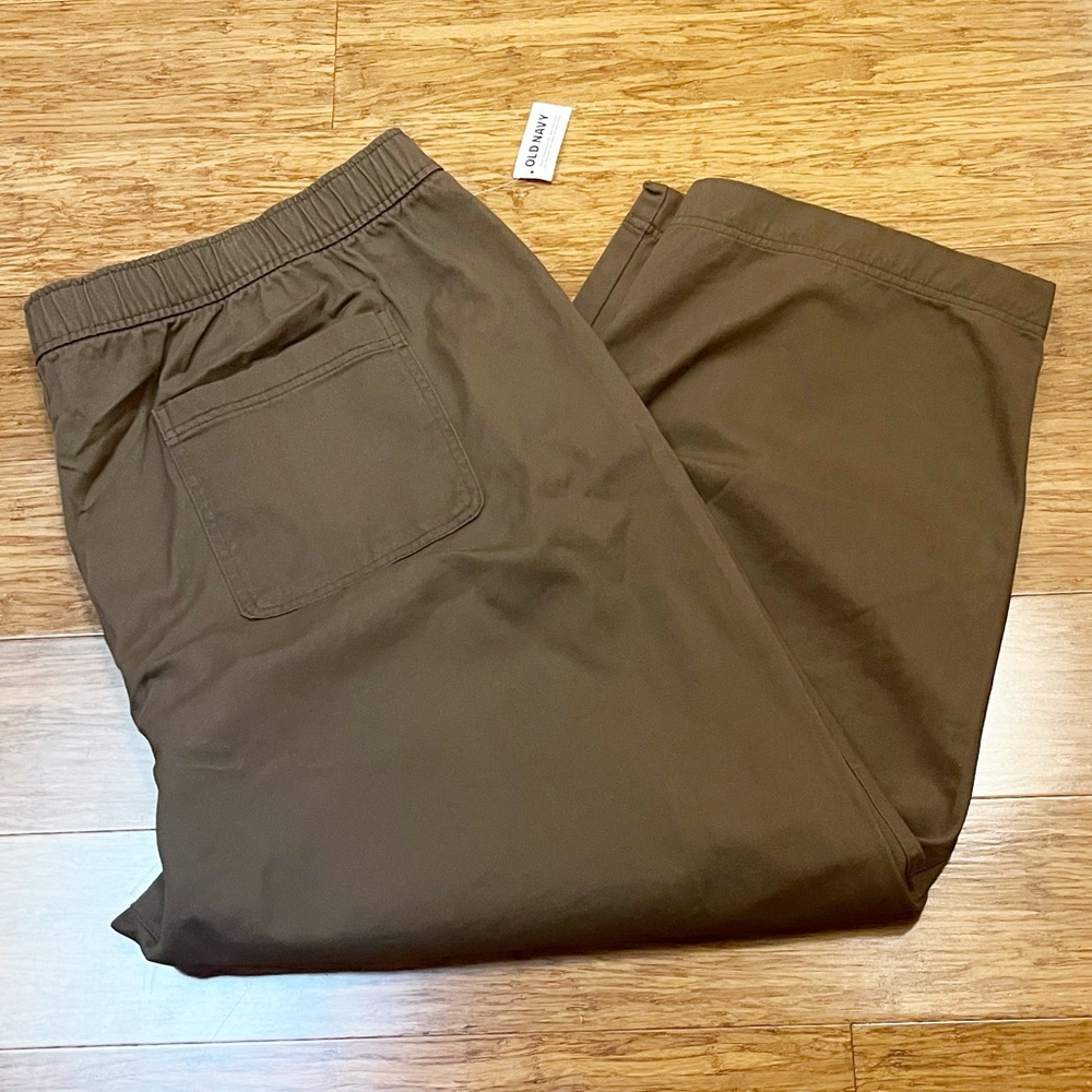 NWT! Old Navy Brown Pull On Elastic Waist Cropped Pants Pockets. Size Women's 3X - Picture 3 of 14